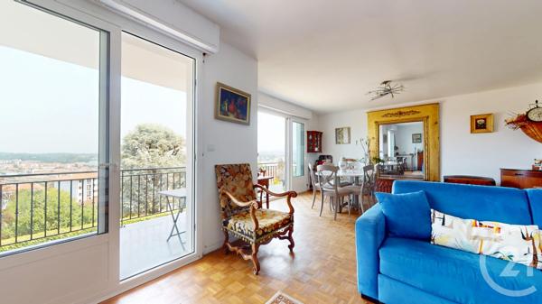 Appartement F4 à vendre  4 pièces - 101,52 m 2   CIBOURE  - 64