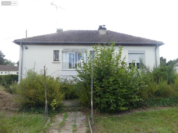 Maison à vendre à Beaumont-le-Roger dans l'Eure (27170), ref : 21D10