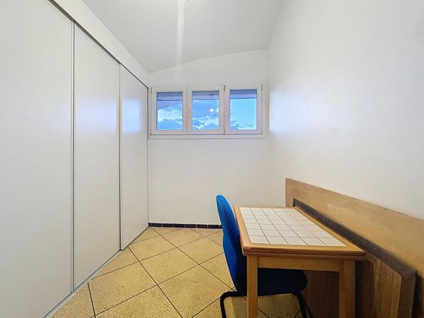 A vendre appartement T4 de 70m2 au parc sévigné 13009 Marseille
