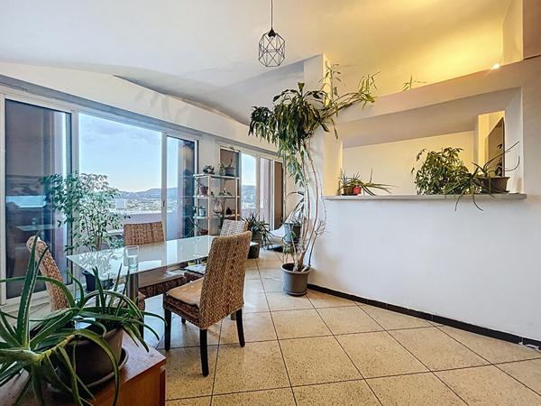 A vendre appartement T4 de 70m2 au parc sévigné 13009 Marseille