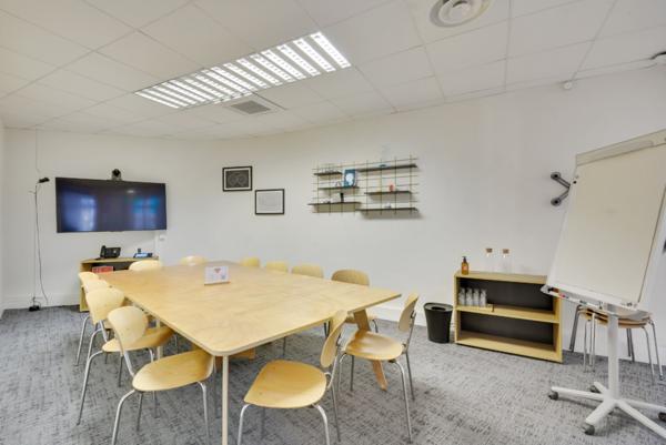 Bureaux à louer - Contrats de prestations de services - La Joliette - 13002 Marseille