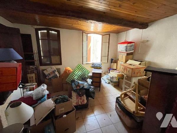 A  vendre -Corbières en Provence (04) - Alpes-de-Haute-Provence: Maison de village d'env 58,62 ...