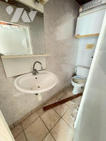 A  vendre -Corbières en Provence (04) - Alpes-de-Haute-Provence: Maison de village d'env 58,62 ...