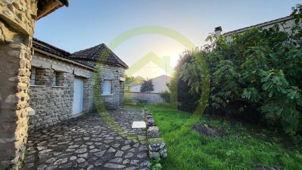 Maison à RUELLE SUR TOUVRE (16600)