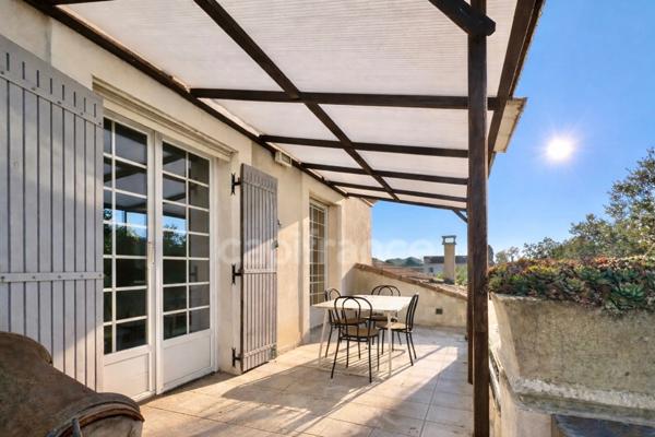 Maison 5 chambres ou 2 appartements T2/T4 + terrain à bâtir