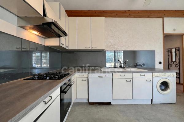 Maison 5 chambres ou 2 appartements T2/T4 + terrain à bâtir