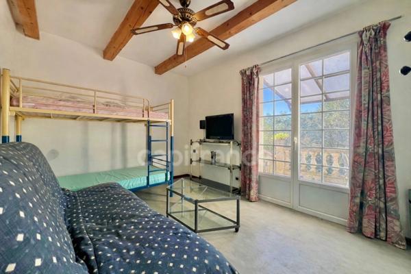 Maison 5 chambres ou 2 appartements T2/T4 + terrain à bâtir