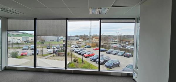 bureaux à vendre CHAPONOST (69) magnifique plateau de 160m2 dans l'immeuble LW1, face à la gare de Chaponost
