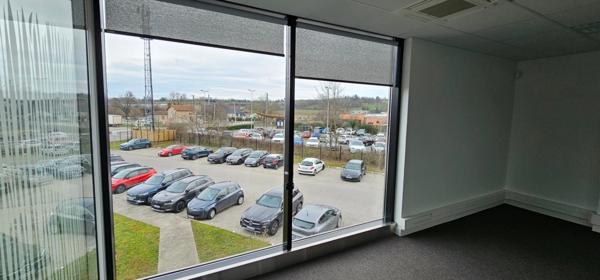 bureaux à vendre CHAPONOST (69) magnifique plateau de 160m2 dans l'immeuble LW1, face à la gare de Chaponost