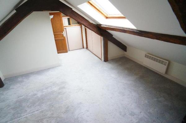 Appartement à louer 4 pièces 94.78m²