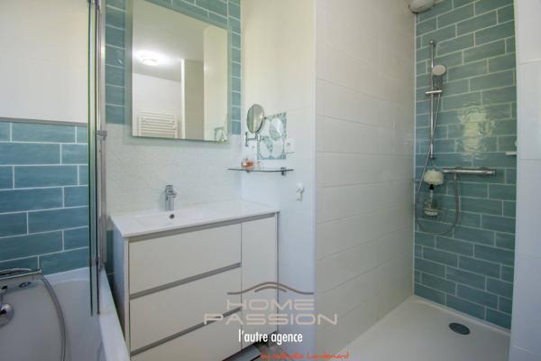 ROYAN - MAISON AVEC PISCINE, GARAGE ET APPARTEMENT INDÉPENDANT