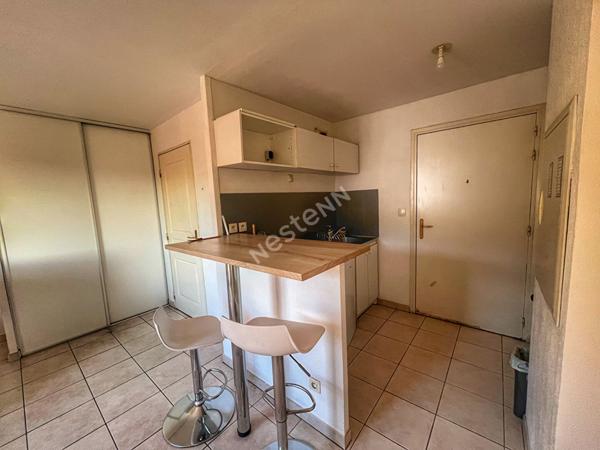 Appartement Toulon 1 pièce(s) 23 m2 secteur La Palasse Vendu loué