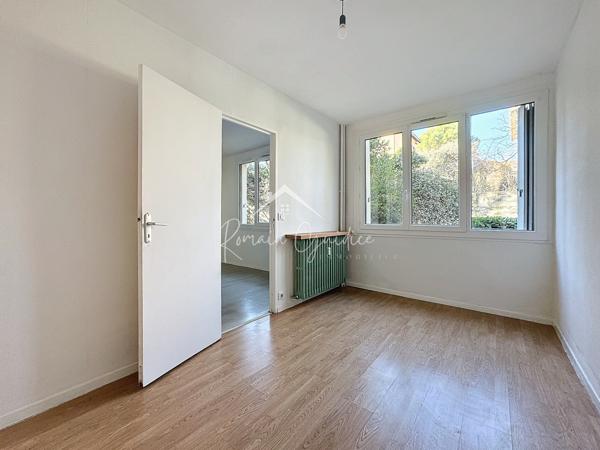 Millau (12100) APPARTEMENT F3 62 M² EN REZ-DE-CHAUSSÉE