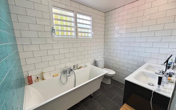 Maison à vendre    4 pièces •  Saint-Claude