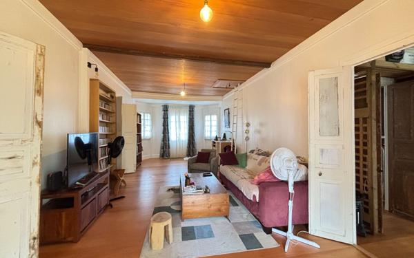 Maison à vendre    4 pièces •  Saint-Claude