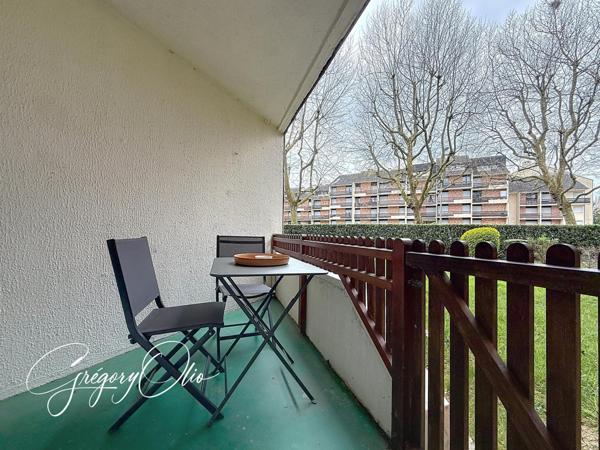 Appartement 2 pièces + place de parking privative