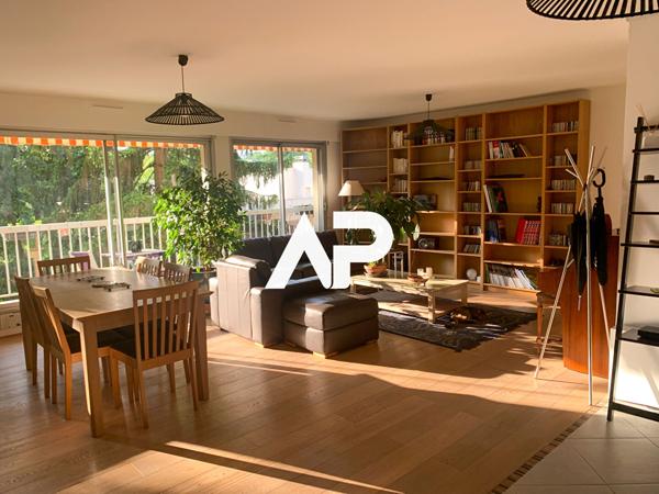 Appartement Montmorency 5 pièce(s) 100 m2 399 000 € **  - Référence  1676