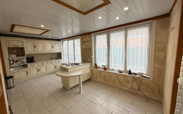 Maison à vendre    4 pièces • 115 m2 Estaires