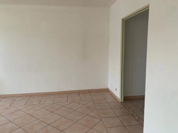 Location Appartement 3 pièces 90 m2 à Perpignan