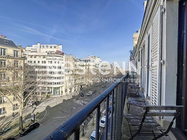 Exclusivité Nestenn - Kléber / Boissière - Studio / 2 pièces - Étage élevé - Balcon filant - Vue dégagée - Lumineux - Cave