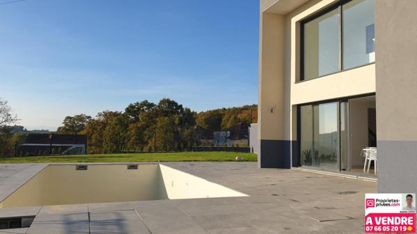 Maison 8 pièces de 213 m²