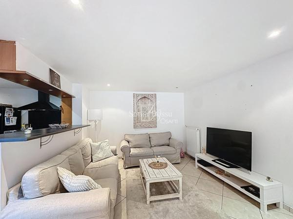 MAISON 2 CHAMBRES + BUREAU + GARAGE