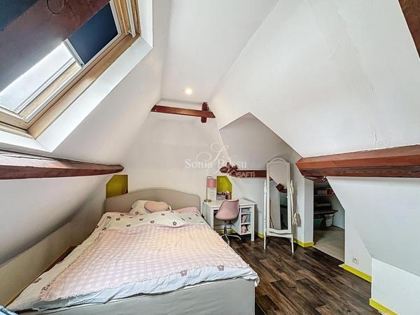 MAISON 2 CHAMBRES + BUREAU + GARAGE