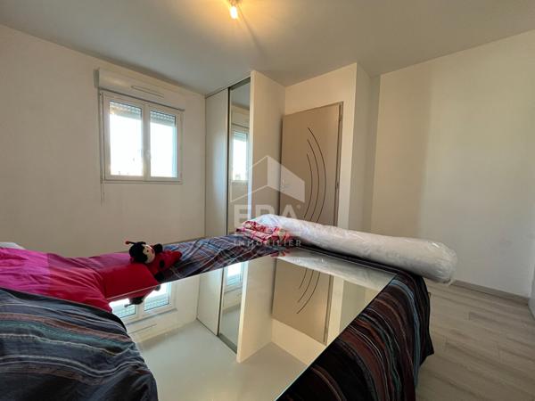 Maison T6 à vendre - 10 KMS EST DE BLOIS - Maison récente de 2014, 4 Chbs, calme et confort