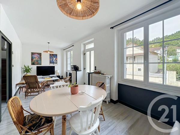 Maison à vendre  4 pièces - 93,78 m 2   TRELISSAC  - 24