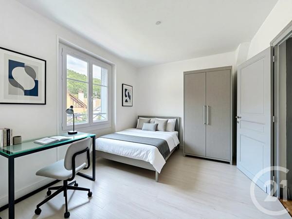 Maison à vendre  4 pièces - 93,78 m 2   TRELISSAC  - 24