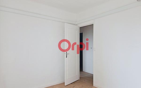 Appartement à vendre    3 pièces • 64 m2 La Seyne-sur-Mer