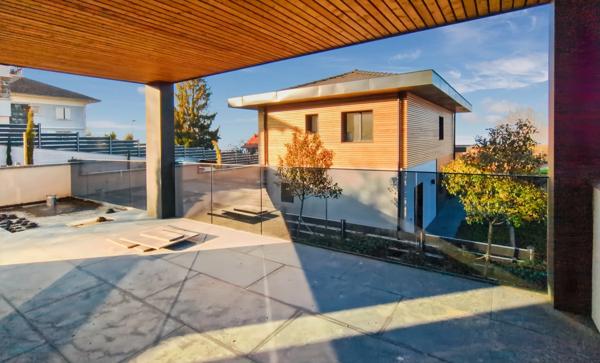 Dpt Haute Savoie (74), à vendre Neuvecelle - Appartement haut de gamme de 77 m² avec une terrasse de 62 m2