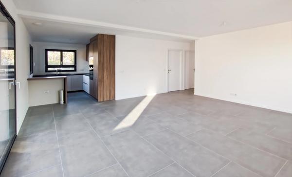 Dpt Haute Savoie (74), à vendre Neuvecelle - Appartement haut de gamme de 77 m² avec une terrasse de 62 m2