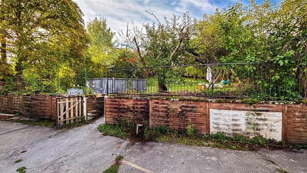 Maison T4 90 m² + véranda 28 m² sur jardin 670 m²