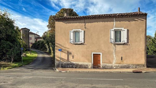 Maison T4 90 m² + véranda 28 m² sur jardin 670 m²