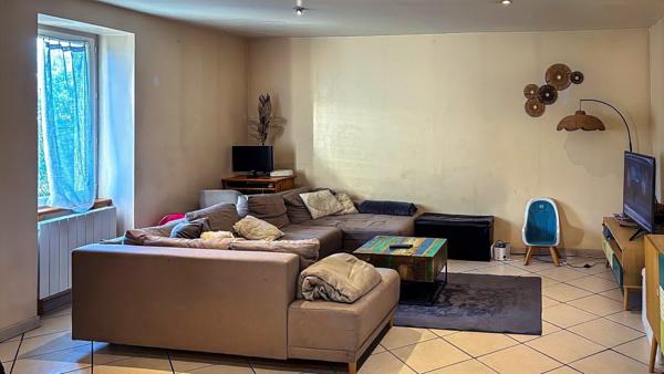 Maison T4 90 m² + véranda 28 m² sur jardin 670 m²