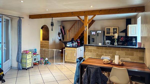 Maison T4 90 m² + véranda 28 m² sur jardin 670 m²