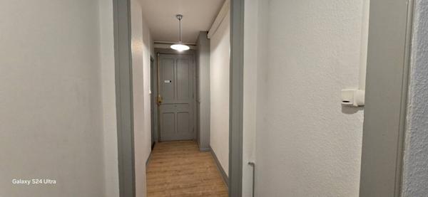 Immeuble à vendre 14 pièces de 215 m²