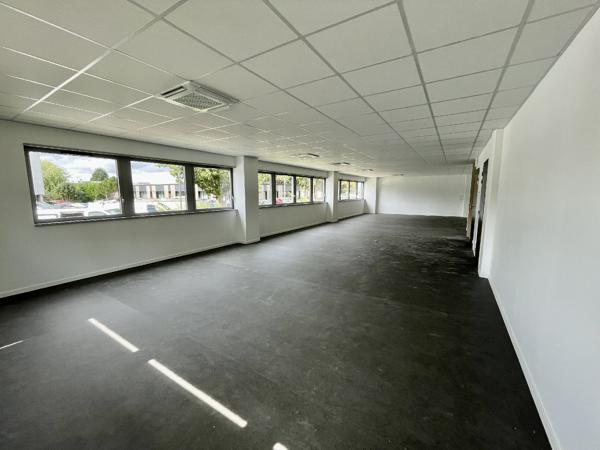 A LOUER I BUREAUX I 1254 M2