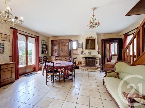 Maison à vendre  5 pièces - 96 m 2   BLONVILLE SUR MER  - 14