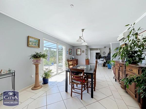 Maison à vendre 5 pièces 152m² Nîmes (30000)