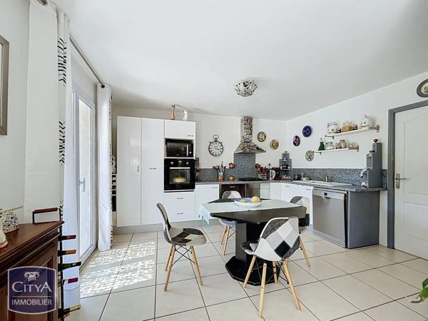 Maison à vendre 5 pièces 152m² Nîmes (30000)