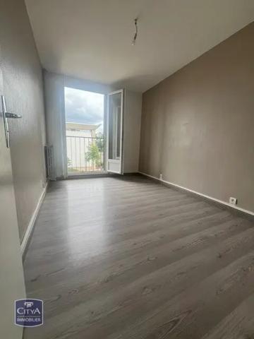 Appartement à vendre 3 pièces 65m² Allonnes (72700)