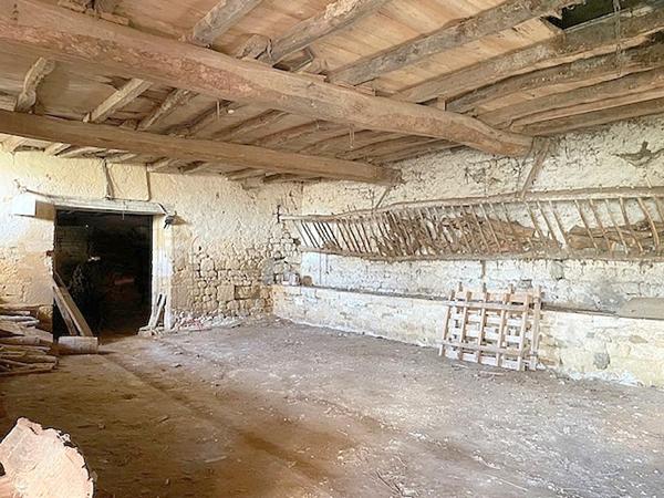 Maison de Maître 1860 - 371 m² - 6 chambres - Domaine avec dépendances - Proche Surgères & Aigrefeuille