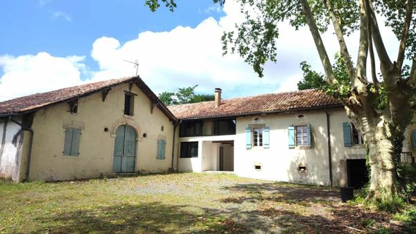 Maison à vendre    7 pièces •  Pouillon