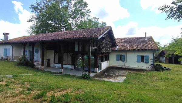 Maison à vendre    7 pièces •  Pouillon