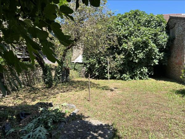 Maison à vendre |  Bellac |  4 pièces | 105 m²