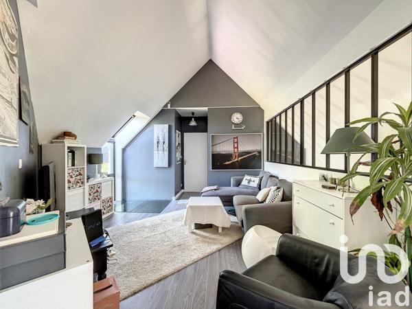 Maison d’architecte 7 pièces de 208 m² à Vern-sur-Seiche (35770)