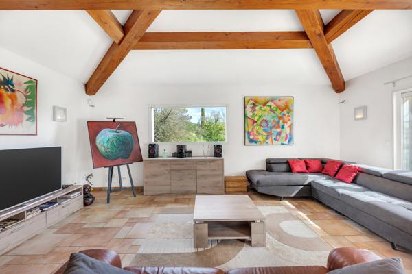 Draguignan (83300) DRAGUIGNAN secteur résidentiel Villa de PLAIN-PIED 140 m² Terrain plat 4278 m²