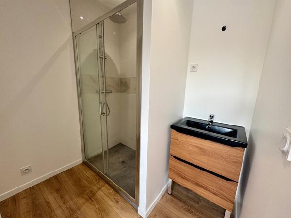 Magnifique appartement 31 m2, avec parking, jardin et cave